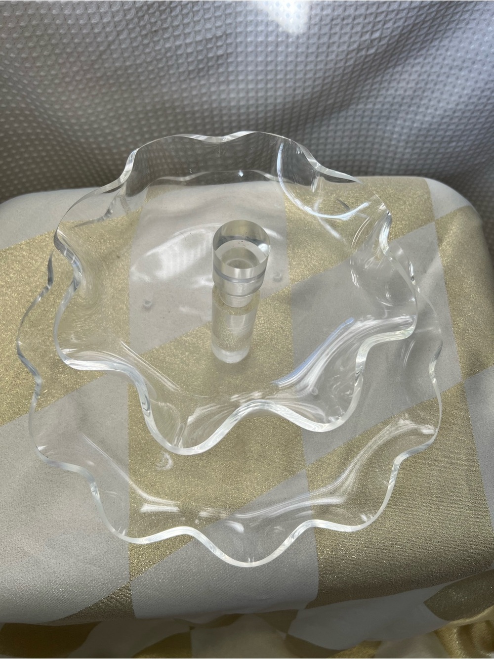 Clear Acrylic Two-Tier Ruffled Dessert Stand - Picture 4 of 4